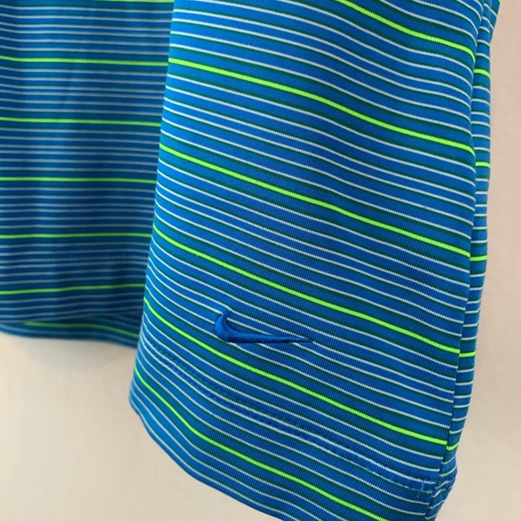 NIkeGolf Shirt - Ladies Size 8/10 M - Picture 3 of 5